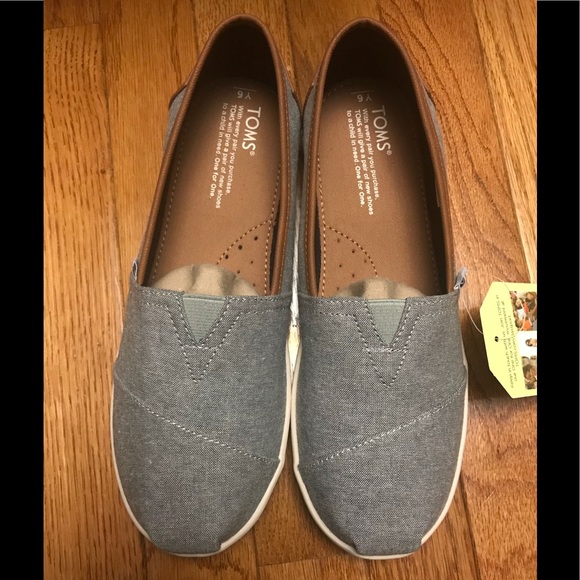 toms youth to women's conversion